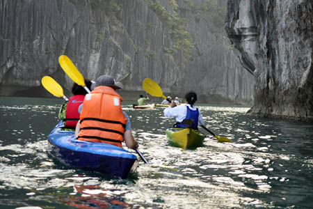 Kayaking experience in Halong Bay