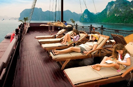 Paradise Cruise Sun Deck