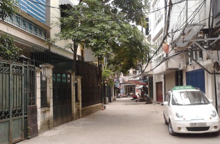 Vinh Khanh Lane, Dong Da District, Hanoi