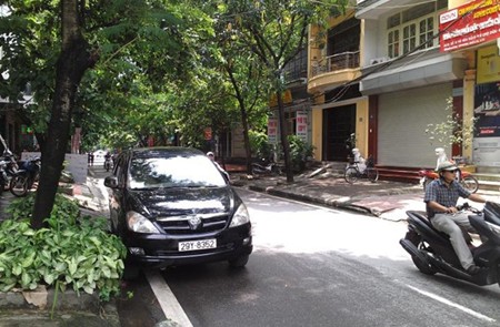 Vo Van Dung Street, Hanoi