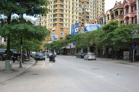 Yen Phuc Street, Hanoi