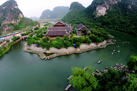 Trang An Bai Dinh - Hanoi tour packages