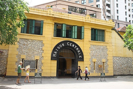 Hoa Lo Prison, Hanoi