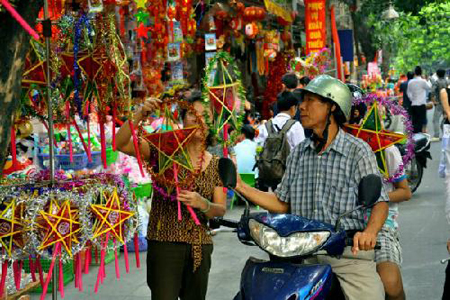 Hanoi Old Quarter in Mid Autumn Festival