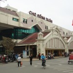 Dong Xuan Market