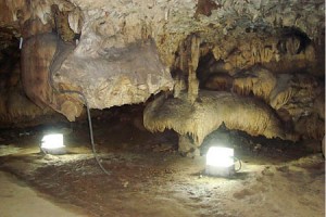 Da Bac Cave, Hoa Binh