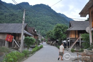Pom Coong Village in Mai Chau