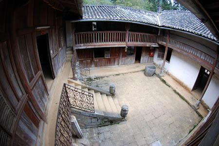 Vuong Palace