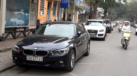 Car rental services in Hanoi