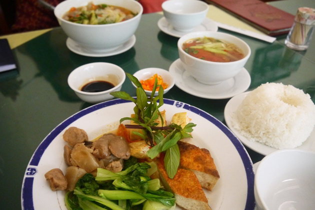 Nang Tam Vegetarian Restaurant