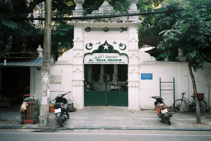 Al – Noor Masjid Mosque Hanoi - My Hanoi Tours