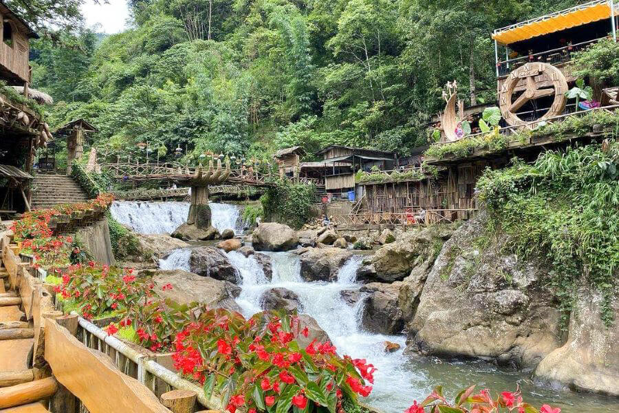 Cat Cat village in Sapa - My Hanoi Tours