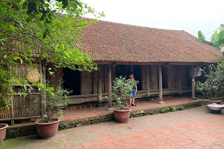 Duong Lam village - Hanoi tours