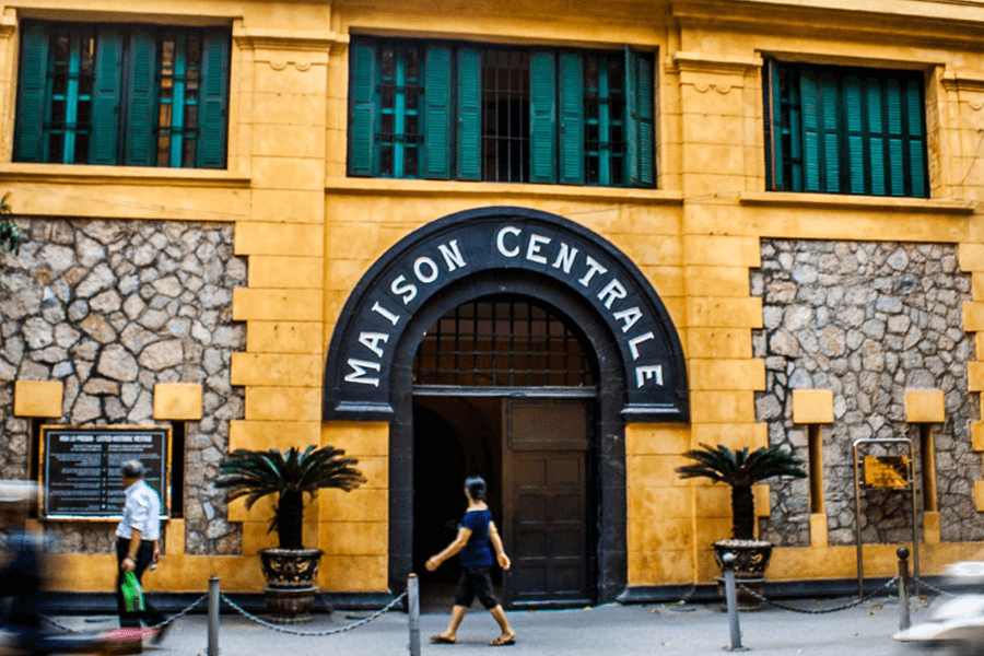 Hoa Lo Prison – Hanoi Tour Packages