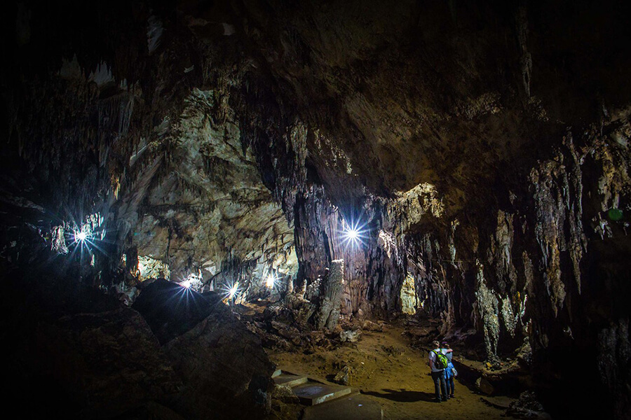 Hua Ma cave - My Hanoi Tours