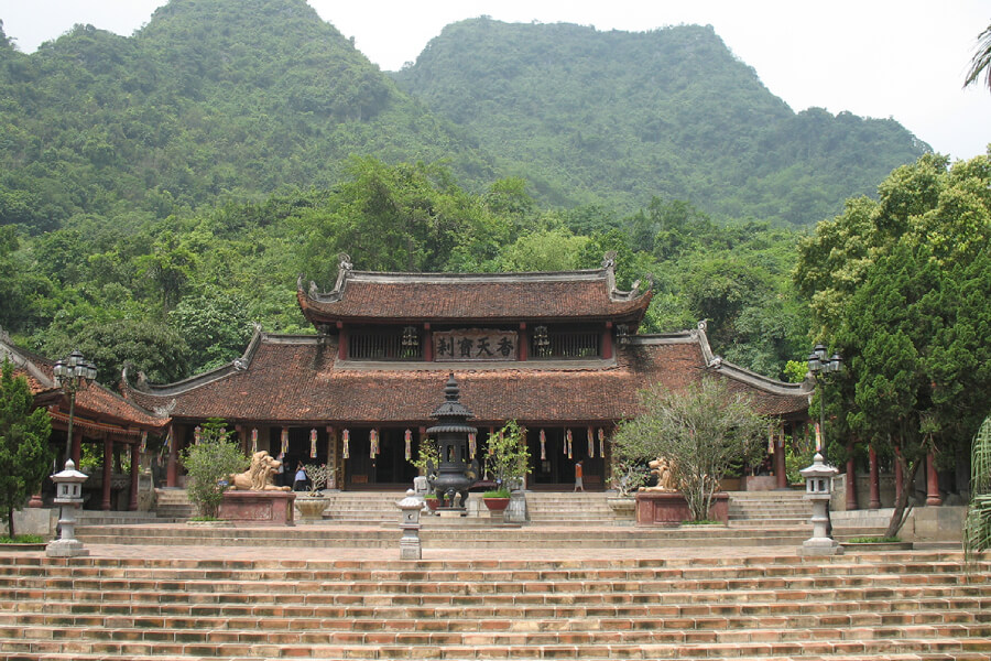 Perfume Pagoda_Hanoi Tours Packages