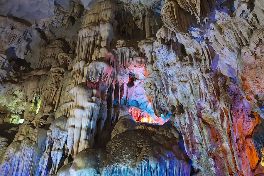 Thien Cung cave Halong Bay - My Hanoi Tours