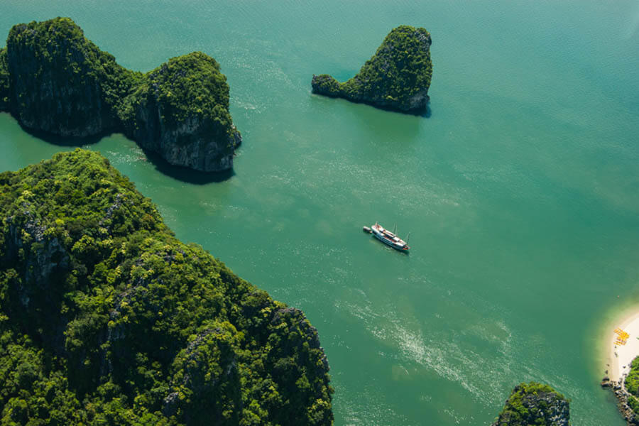 Tour halong bay vietnam