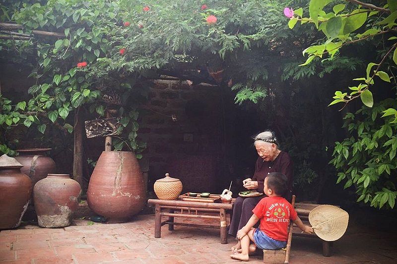 Old House in Duong Lam Ancient Village