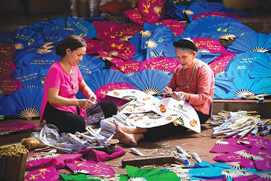 Chang Son Fan Village- Breathing Life into Handcrafted Paper Fans.