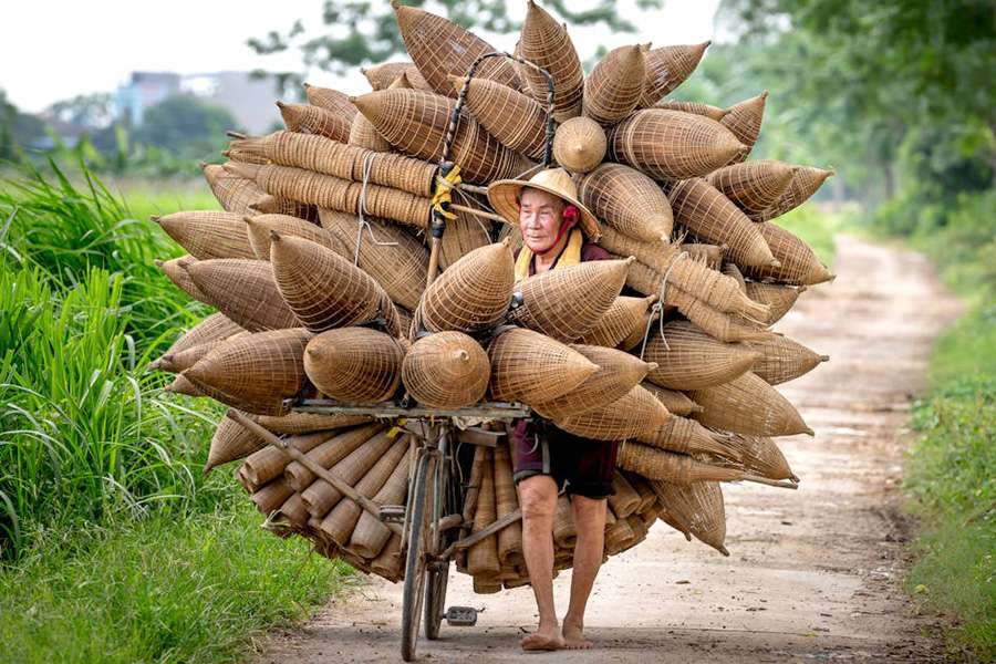 Thu Sy Bamboo Fish Trap Village Hanoi day tours